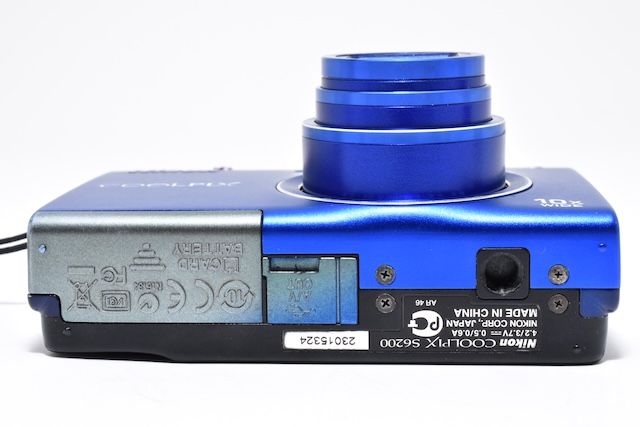 並品＞ Nikon デジタルカメラ COOLPIX (クールピクス) S6200