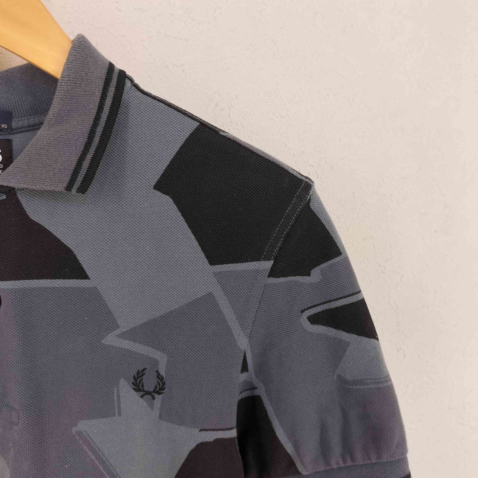 フレッドペリー FRED PERRY ARKTIS LIMITED 総柄ポロシャツ メンズ 