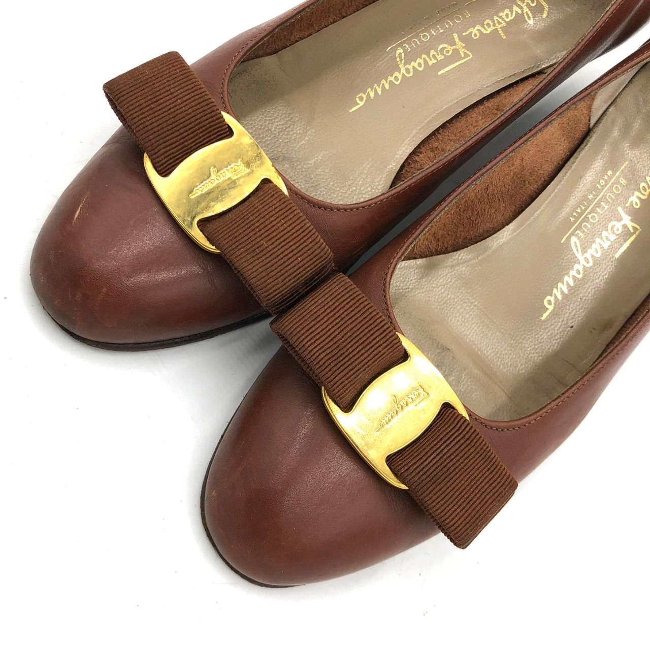 フェラガモ ヴァラ パンプス 23.5cm 茶 リボン レザー ヒール 革靴 6B