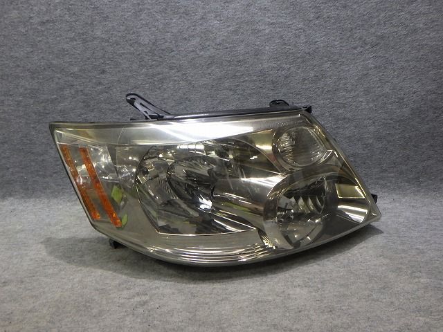 10系 アルファード 右ヘッドライト HID ANH MNH10/15 前期 58-2 3