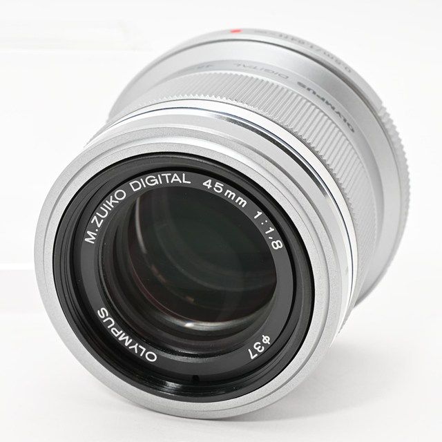 美品＞ OLYMPUS M.ZUIKO DIGITAL 45mm F1.8 シルバー｜明るい単焦点