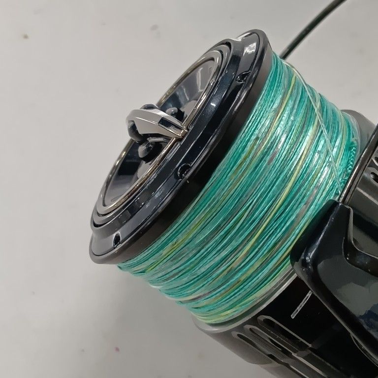 SHIMANO シマノ 03964 釣り用品 リール スピニングリール 19ヴァン