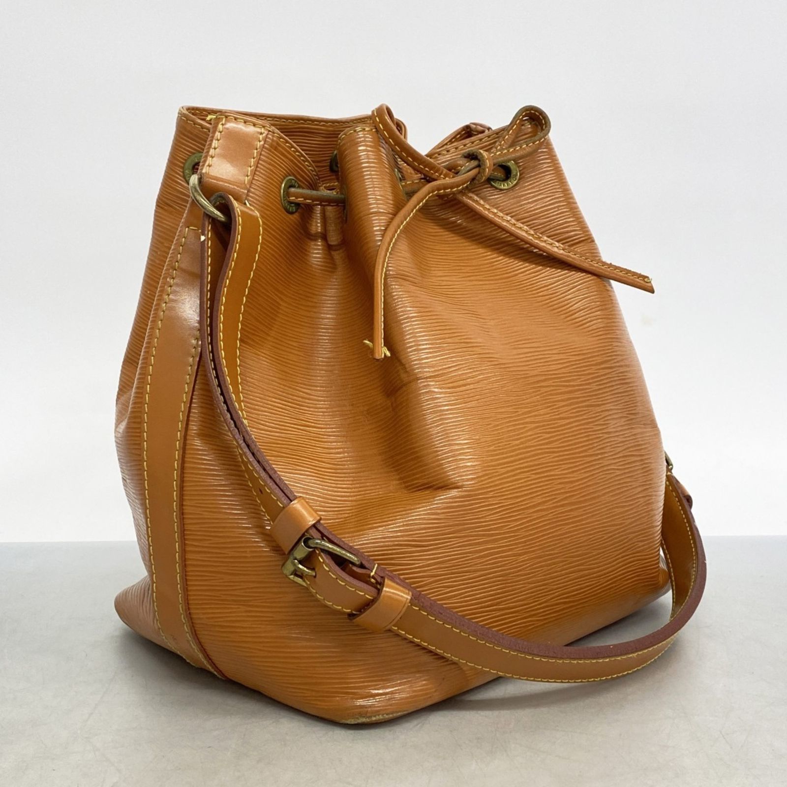 ルイ・ヴィトン(Louis Vuitton) ルイ・ヴィトン ショルダーバッグ エピ