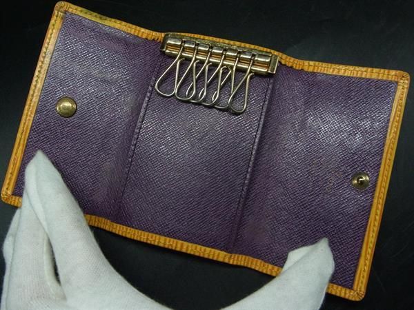 LOUIS VUITTON ルイヴィトン M63829 エピ ミュルティクレ4 4連 キー