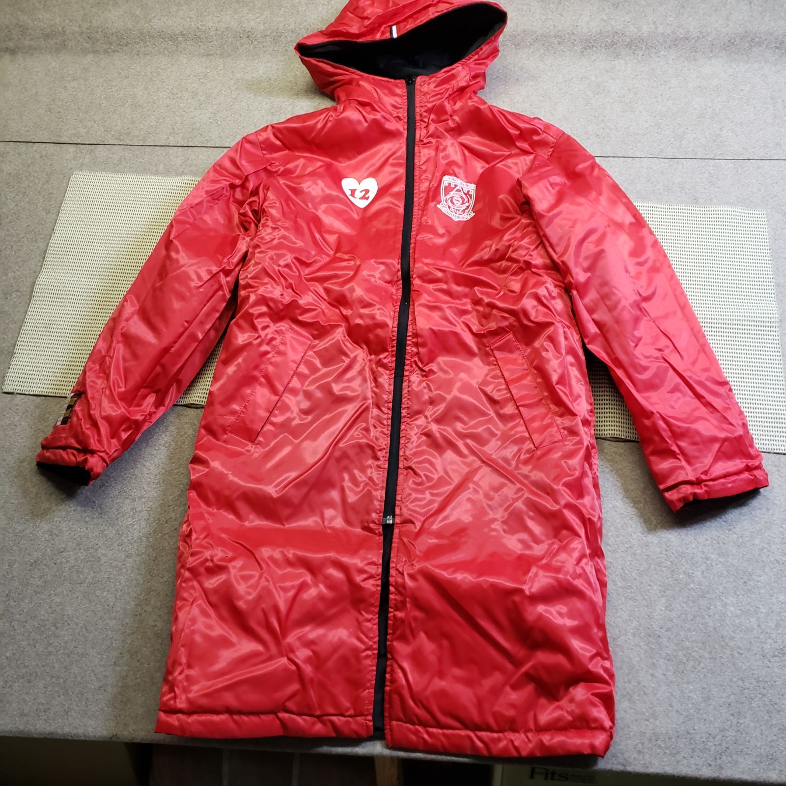 ▽ 浦和レッズ 2006リーグチャンピオン ベンチコート リバーシブル S