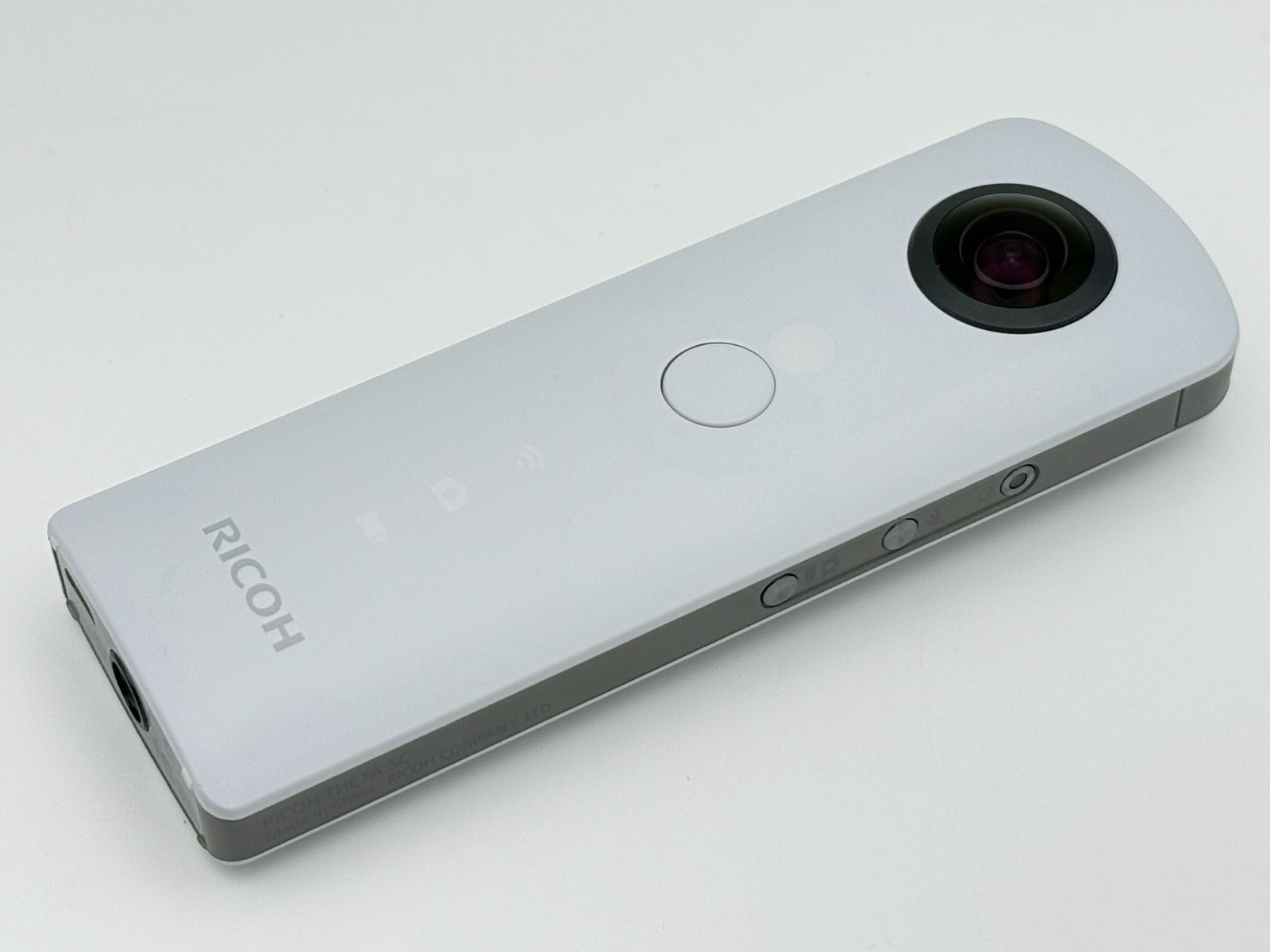 美品】RICOH THETA SC ホワイト オマケ付 リコー シータ 360度カメラ