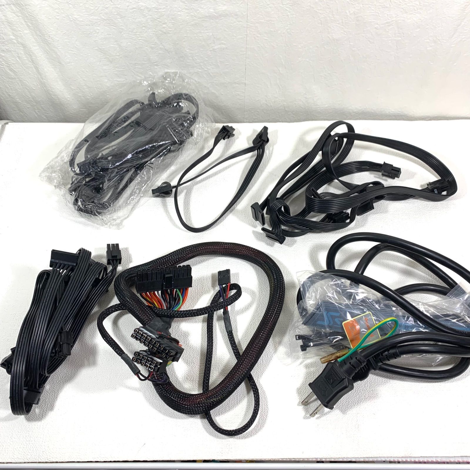 動作品、美品】Seasonic PLATINUM SS-660XP2(Platinum-660） 660W