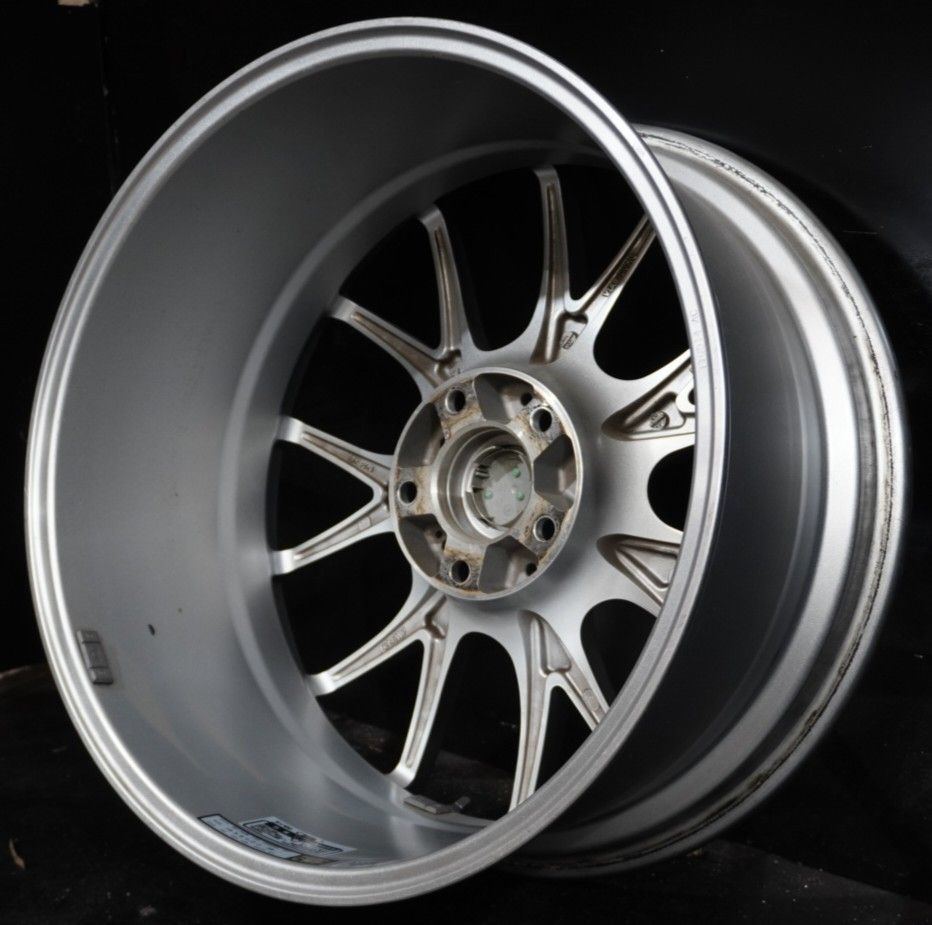 美品 RAYS レイズ HOMURA 2×7 19インチ 8.5J +36 120 5H 1本 補修用に 