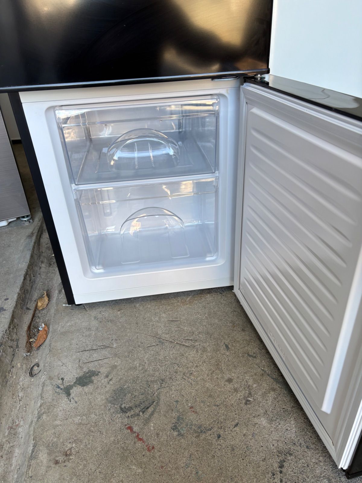 ニトリ 2ドア冷凍冷蔵庫 NTR-106BK 2022年製 - メルカリ