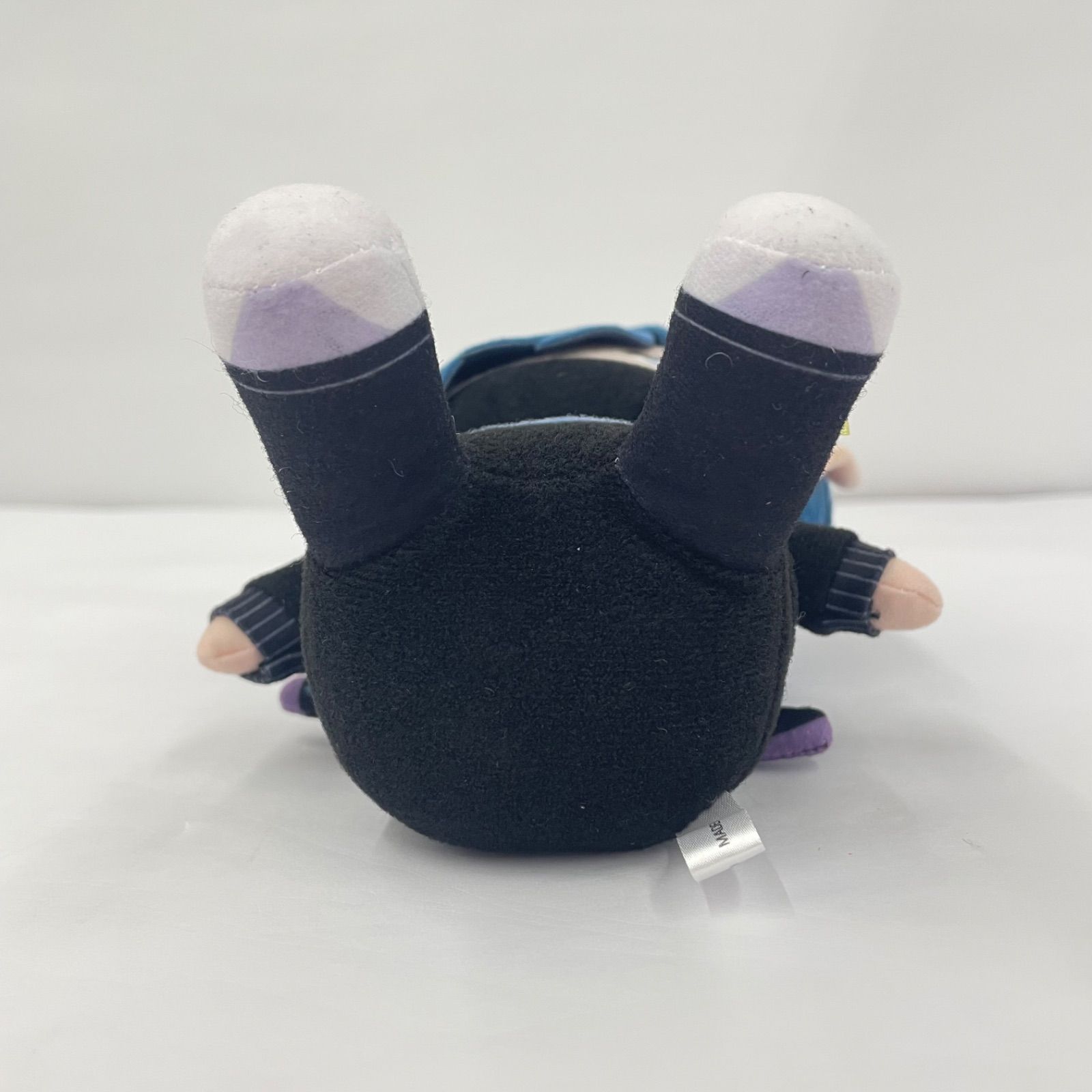 瀬戸店】Crazy Raccoon VanilLa おすわりぬいぐるみ CR【710-8549