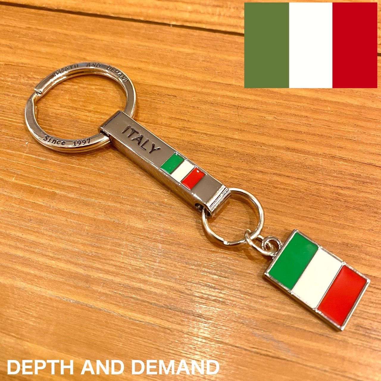 新品未使用】イタリア国旗キーホルダー ITALY イタリア お土産 ギフト 