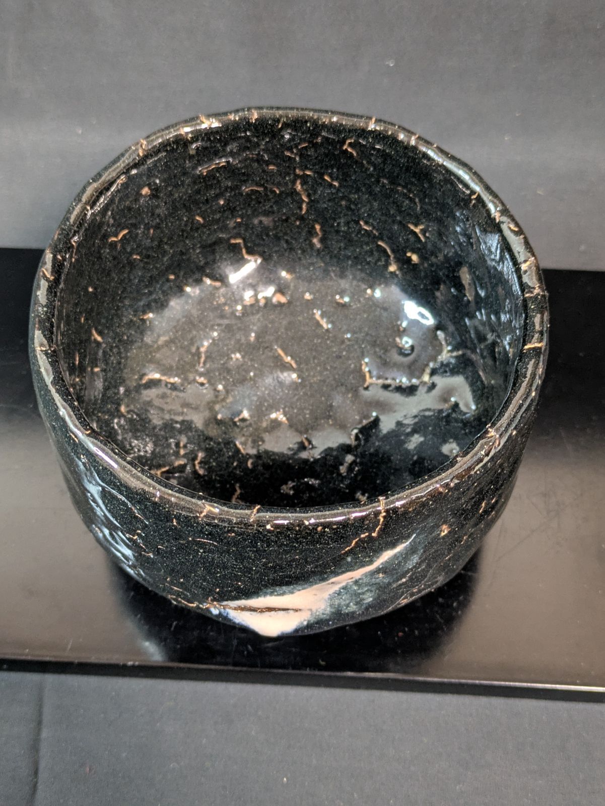 銘有】萩焼 宇田川聖谷 黒萩茶碗「心静安」本体未使用 共箱シミ有 丹妙