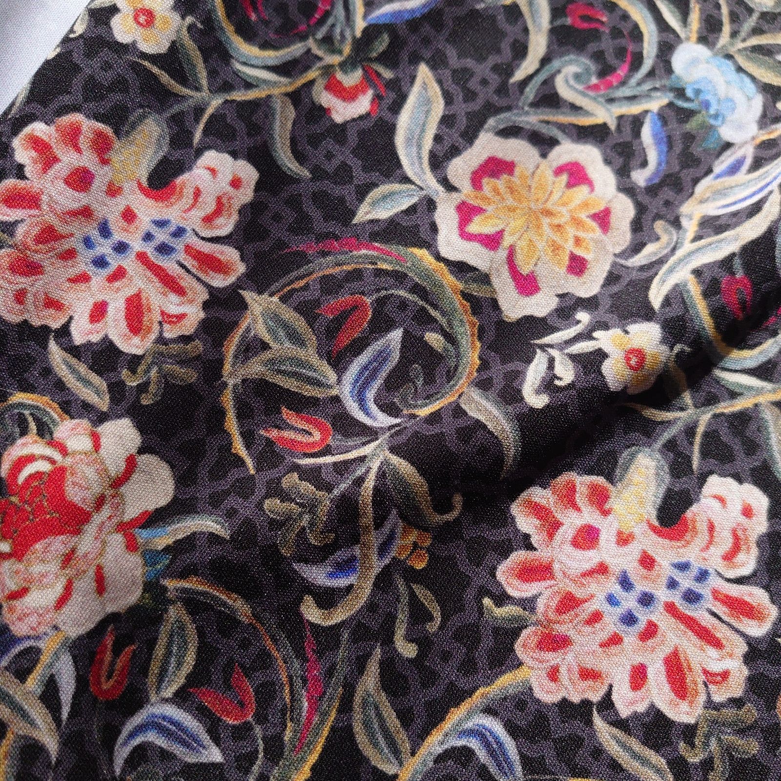 期間限定値下げ中❕ヴィヴィアンタム 花柄 膝丈 スカート パワーネット 花柄 ヴィヴィアンタム 花柄スカート ひざ丈 ウエストゴム パワーネット 0 S