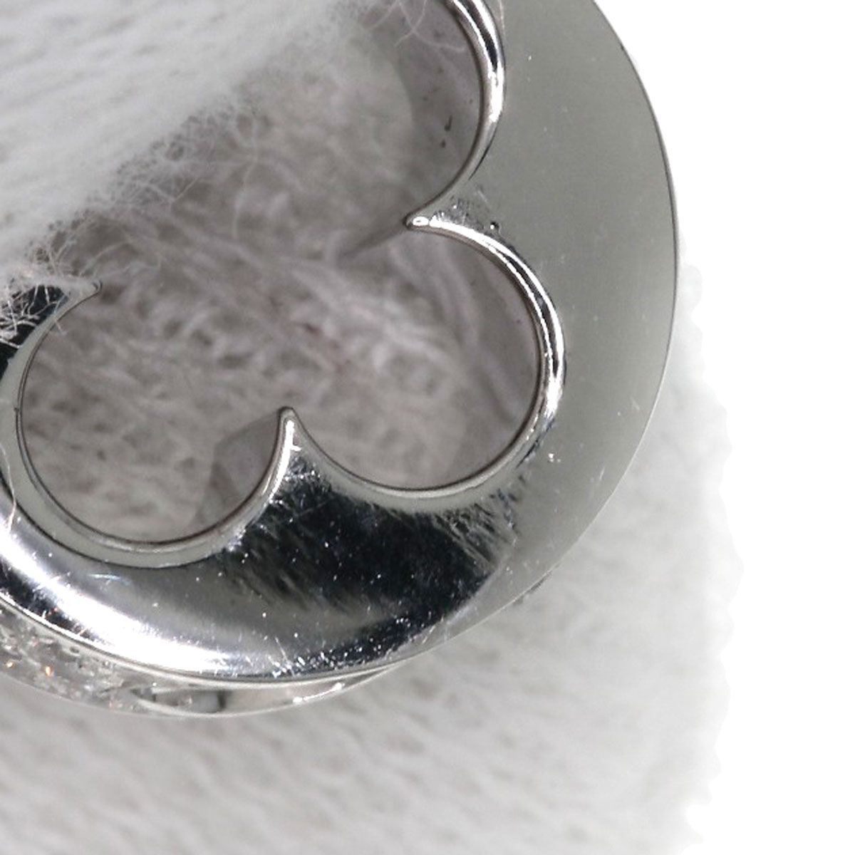 LOUIS VUITTON ルイヴィトン パンダンティフ アンプラント