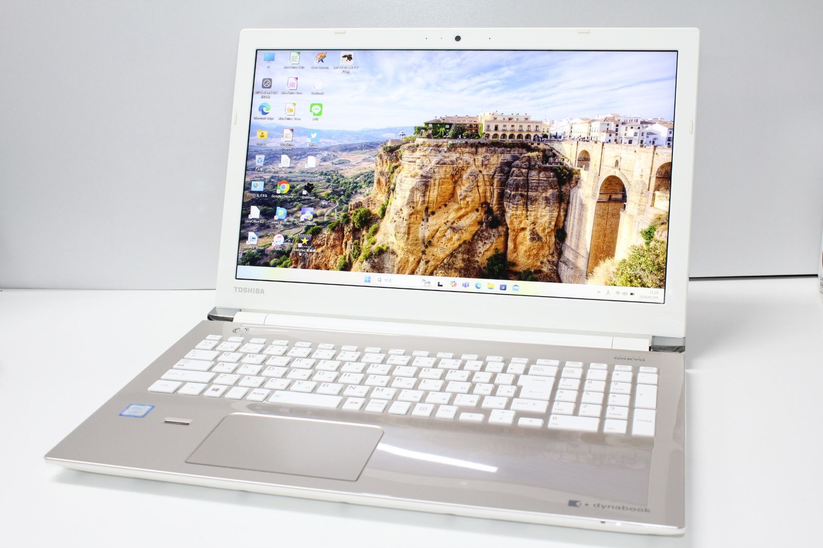 中古ノートPC】東芝〈dynabook T75/DG〉Intel core i7/SSD512GB/メモリ