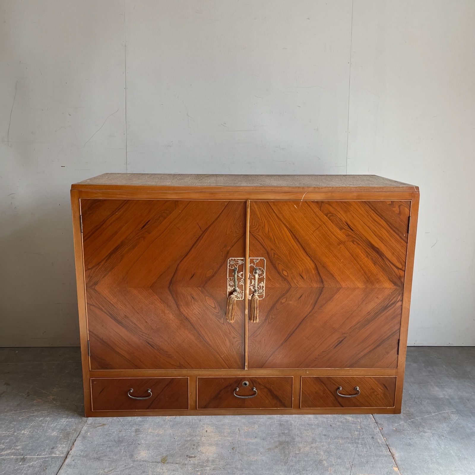 アンティーク チェスト 箪笥 ローボード ローテーブル テレビ台 昭和