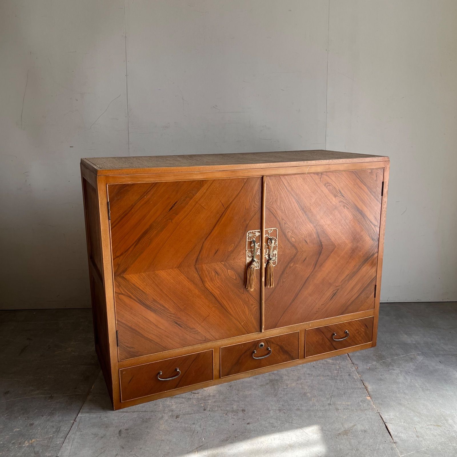 アンティーク チェスト 箪笥 ローボード ローテーブル テレビ台 昭和