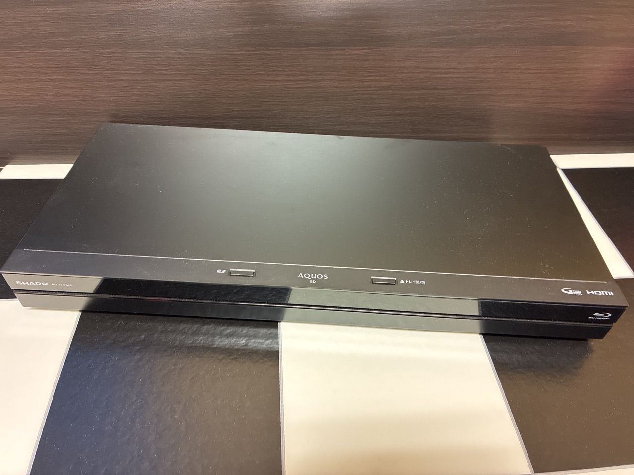 SHARP AQUOSブルーレイレコーダーBD-NW520 - メルカリ