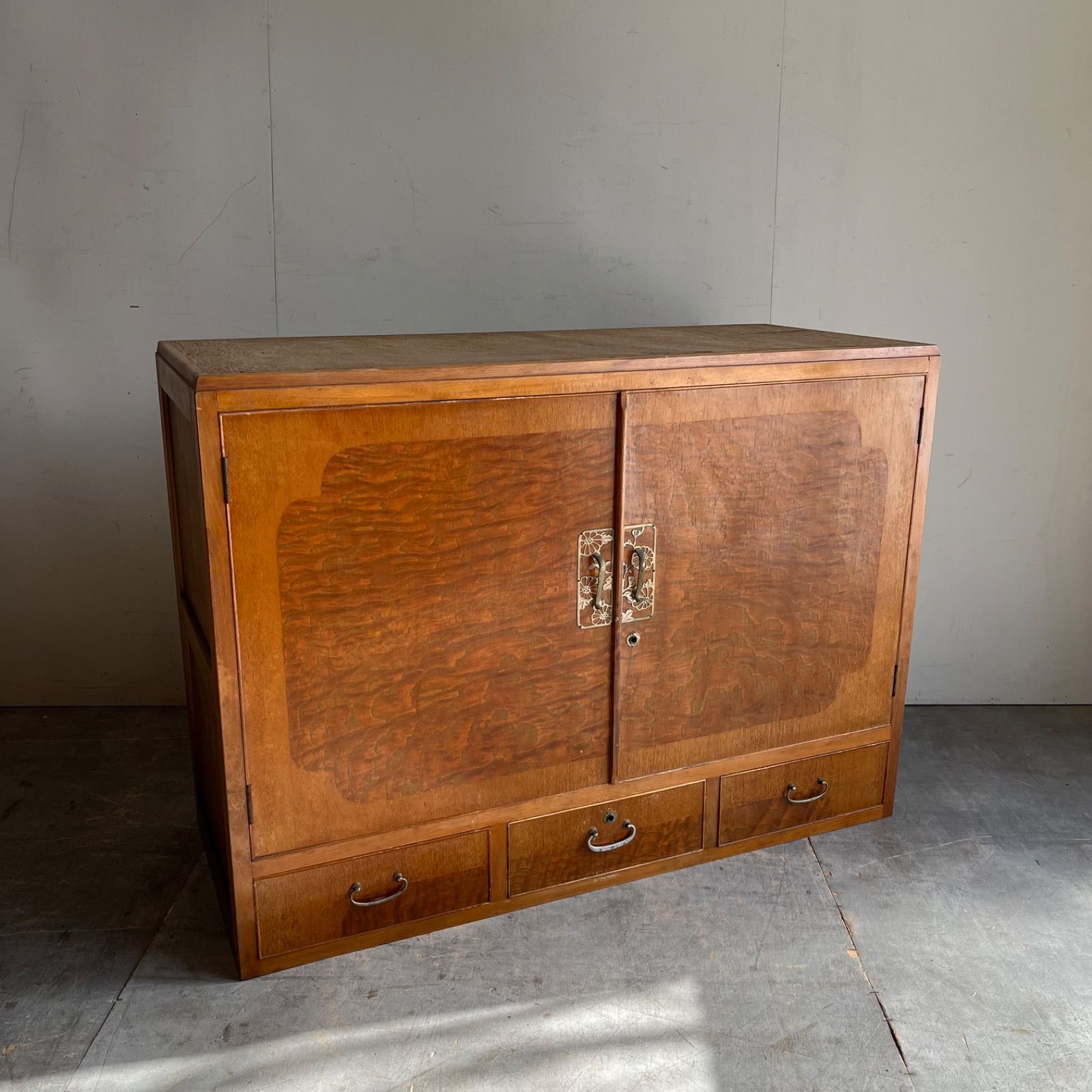 アンティーク チェスト 箪笥 ローボード ローテーブル テレビ台 昭和