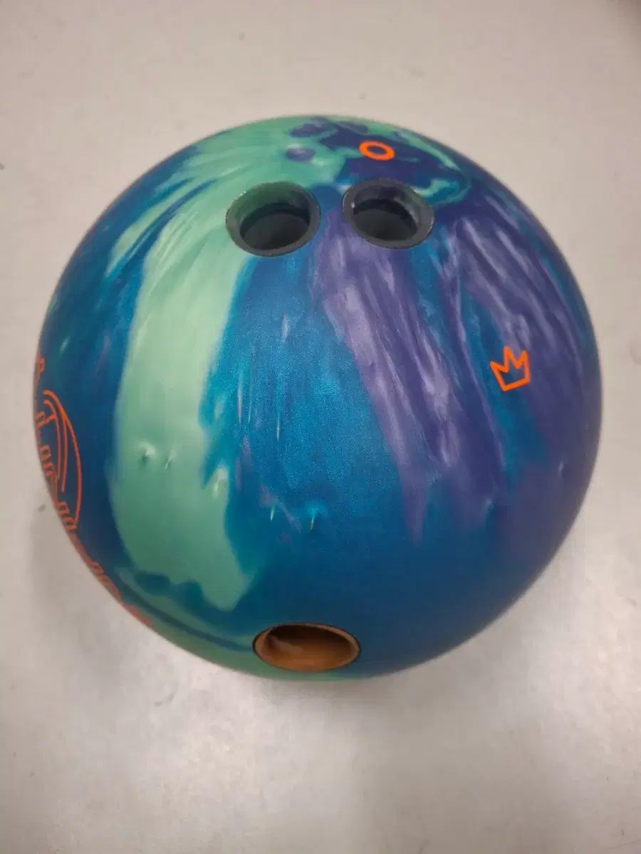 中古ボーリングボール- A 級 BRUNSWICK（ブランズウィック） ビヨンド