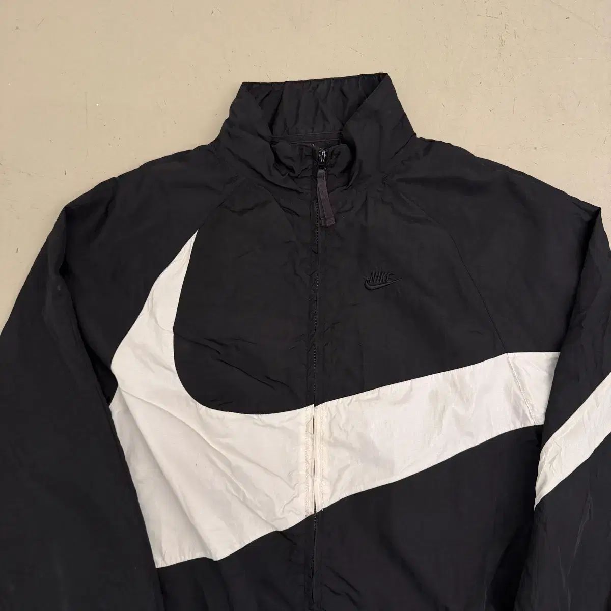 ナイキ ビックスウォッシュ ウィンドブレーカー - メルカリ