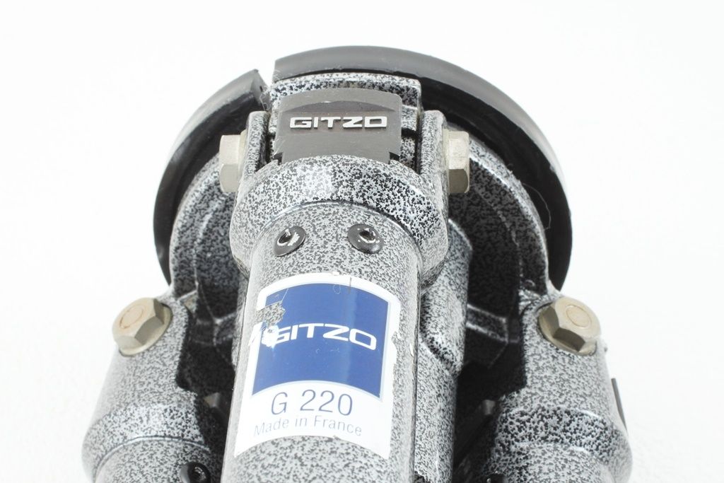 美品 GITZO ジッツオ G220 2型3段 アルミ 三脚 フランス製 - メルカリ