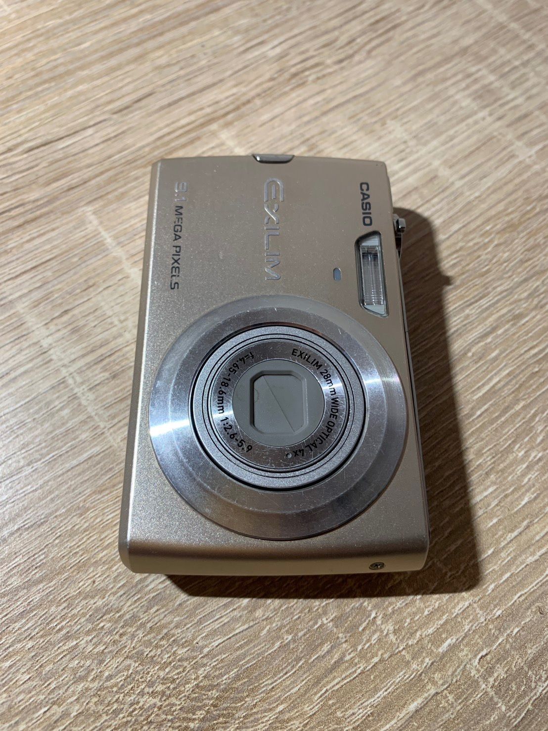 7908 Casio EXILIM EX-Z250 ゴールド デジカメ - メルカリ