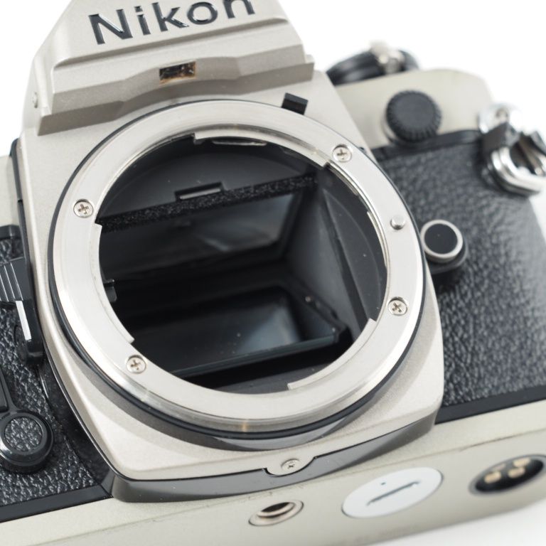 Nikon ニコン FM2/T チタン フィルム一眼レフ ボディ FM2T #14384