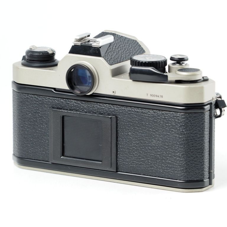 Nikon ニコン FM2/T チタン フィルム一眼レフ ボディ FM2T #14384