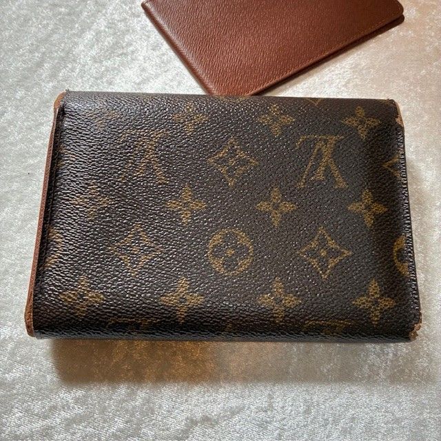 ルイヴィトン Louis Vuitton ポルトトレゾール エテュイ・パピエ 2