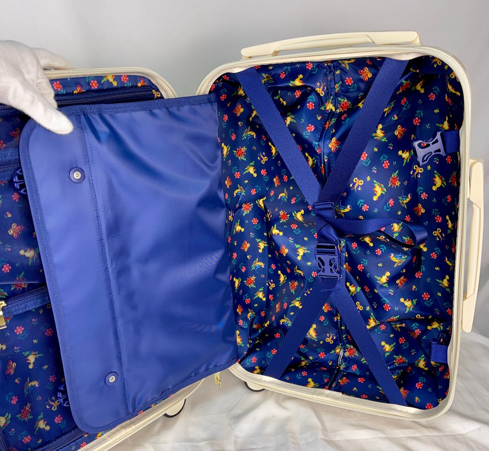③【完売品】新品 FEILER フェイラー ハイジ トローリーバッグ HE