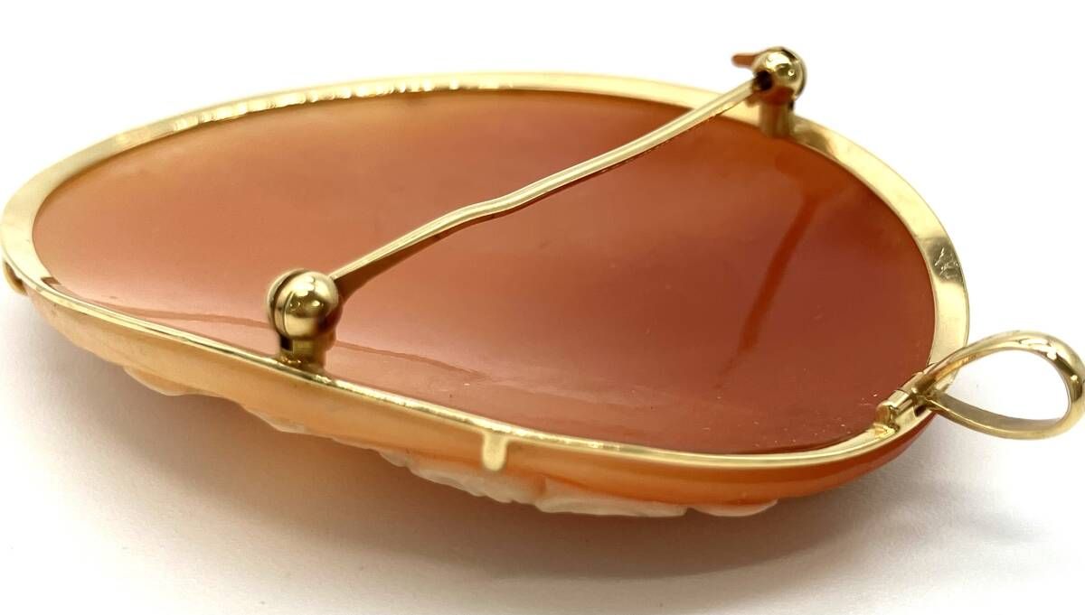 K18 総重量13.1g天然シェル カメオブローチ ペンダントトップ 枠K18