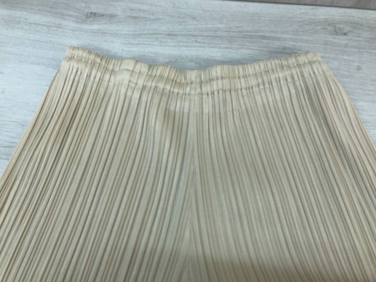PLEATS PLEASE プリーツプリーズ プリーツパンツ [PP04-JF609