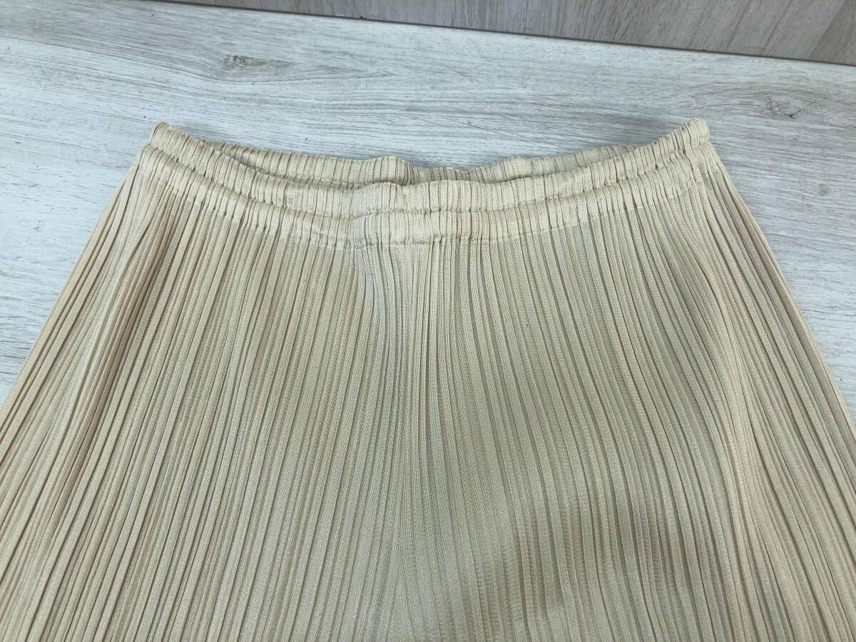 PLEATS PLEASE プリーツプリーズ プリーツパンツ [PP04-JF609