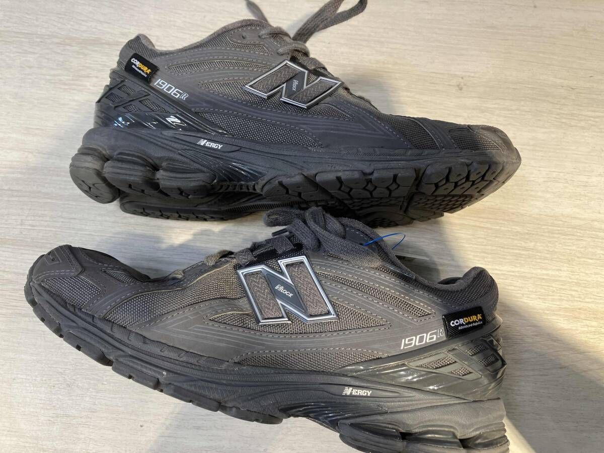 New グレー new balance スニーカー グレー M1906RU 26cm New グレー new balance スニーカー グレー M1906RU 26cm