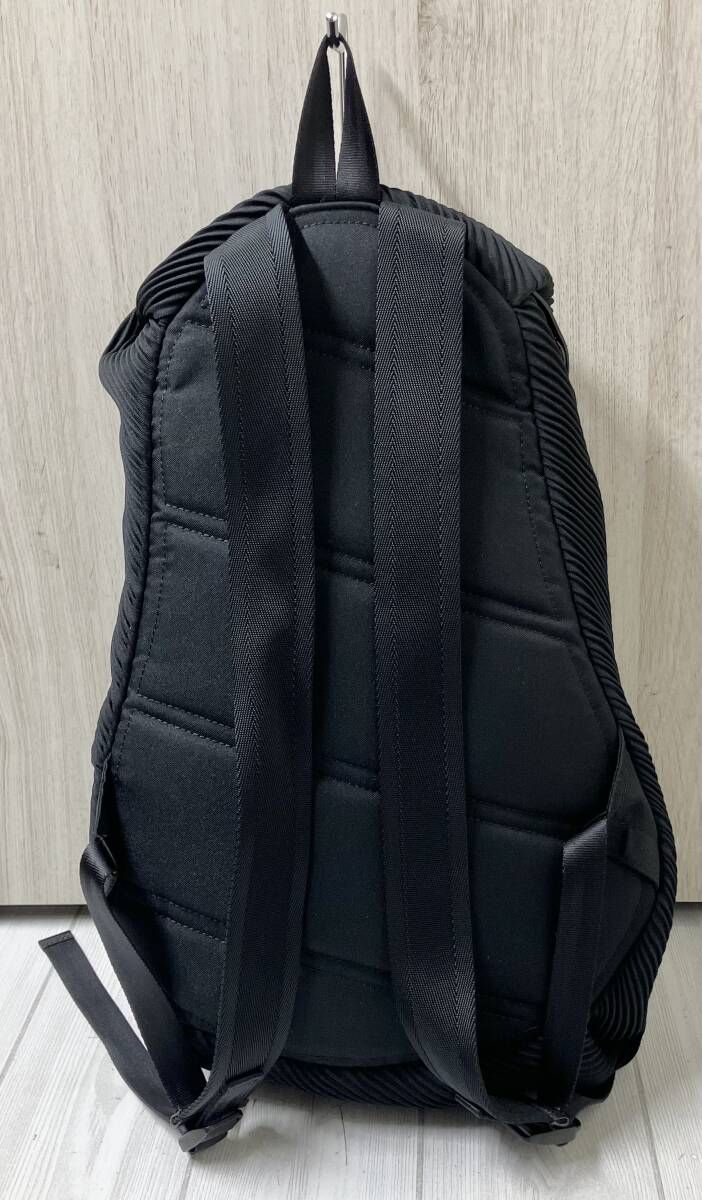 PLEATS PLEASE プリーツ プリーズ ISSEY MIYAK リュック ブラック