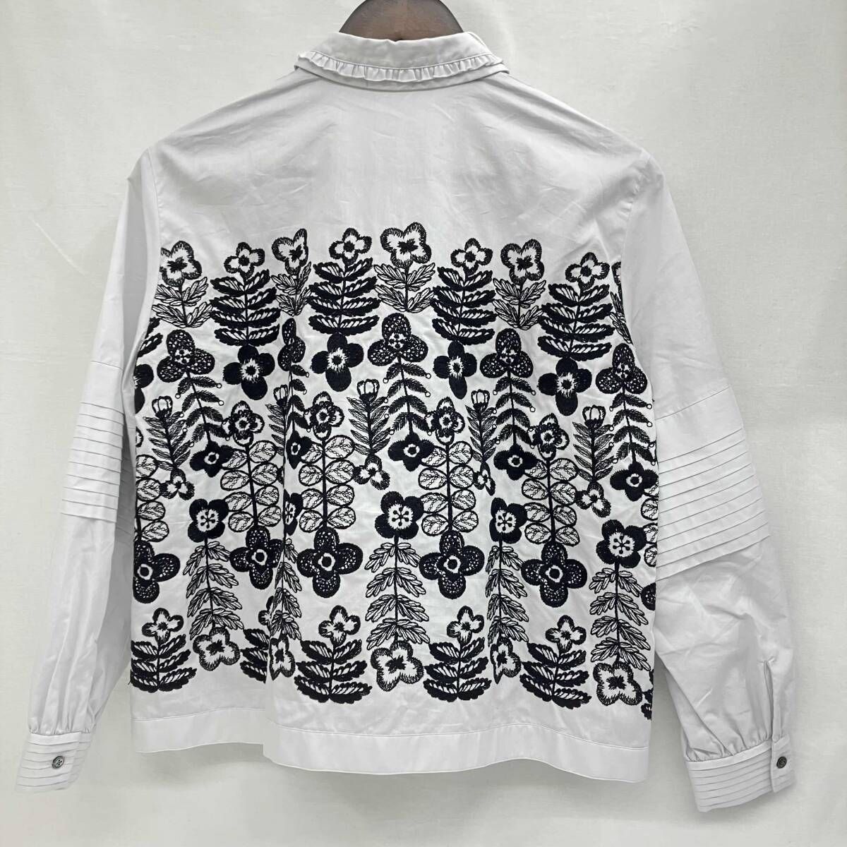 mina perhonen/ミナペルホネン／長袖シャツ・ブラウス／ライトグレー