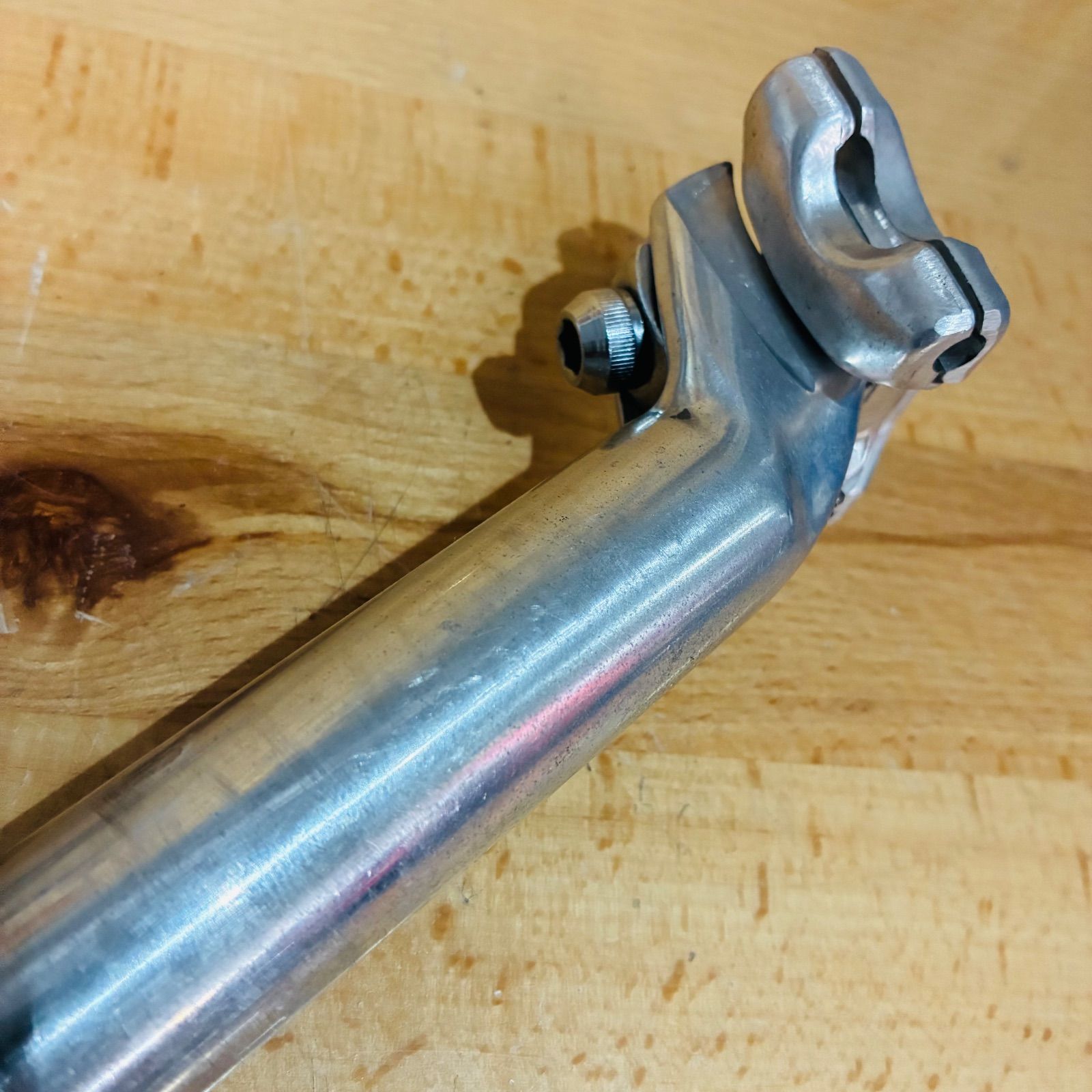 中古品】 シマノ 600 φ 27.2mm × 200mm シートポスト シートピラー