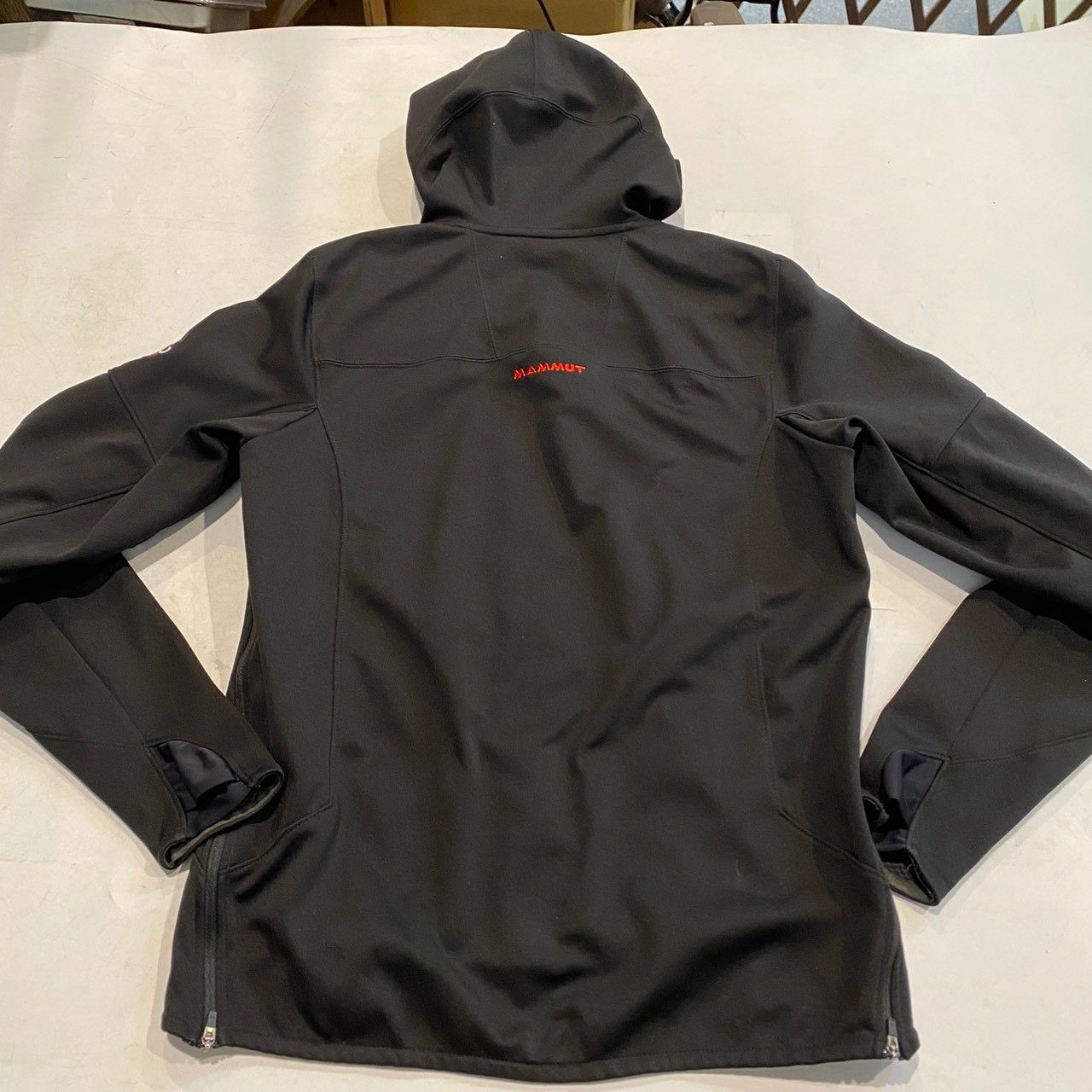 MAMMUT(マムート) GORE WINDSTOPPER Ultimate Hoody アルティメイト