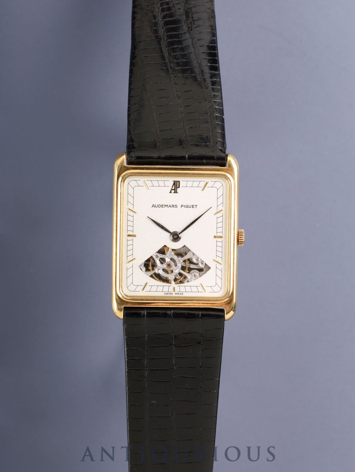 オーデマ・ピゲ スクエアケース 手巻き Cal.2003/2 750YG 革 純正尾錠