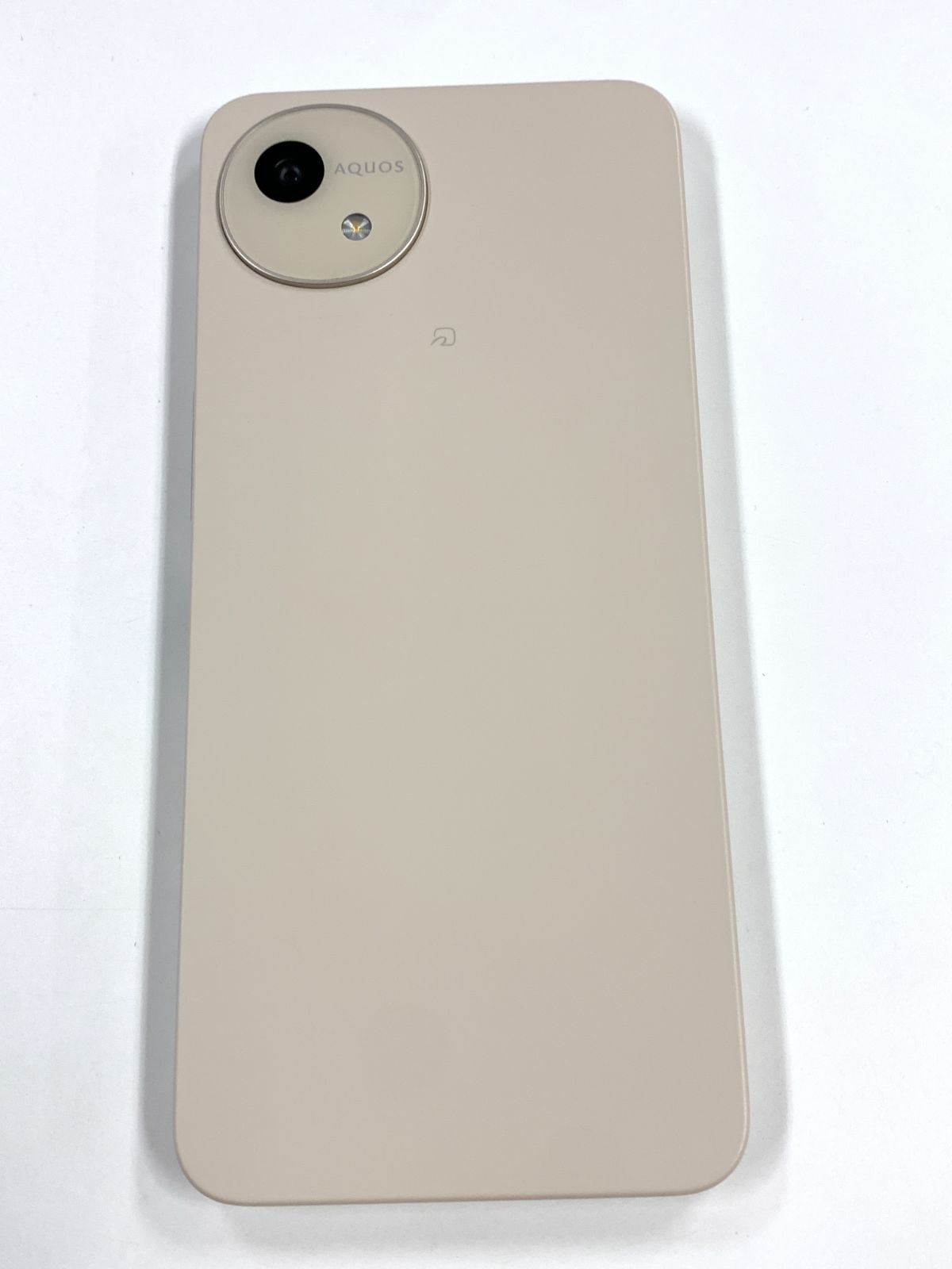 美品 SIMフリーAQUOS wish4 A402SH ホワイト - メルカリ