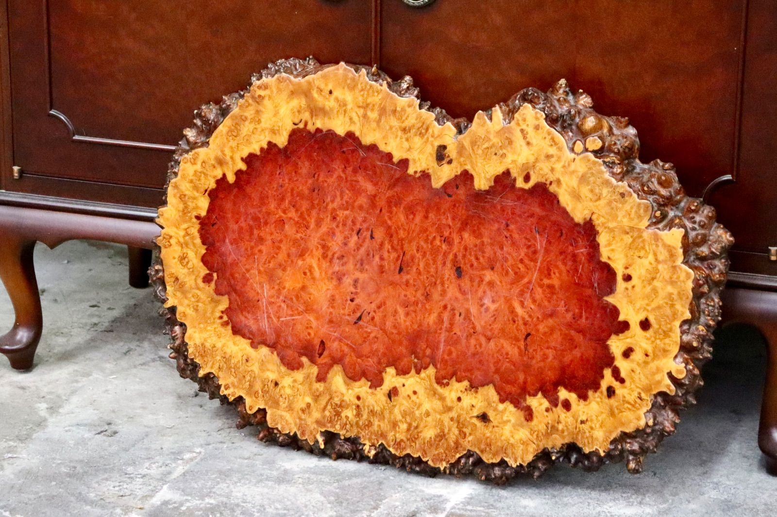 GMIH340○花梨 花台 一枚板 無垢材 瘤杢 葡萄杢 満鬼面紋 プレート