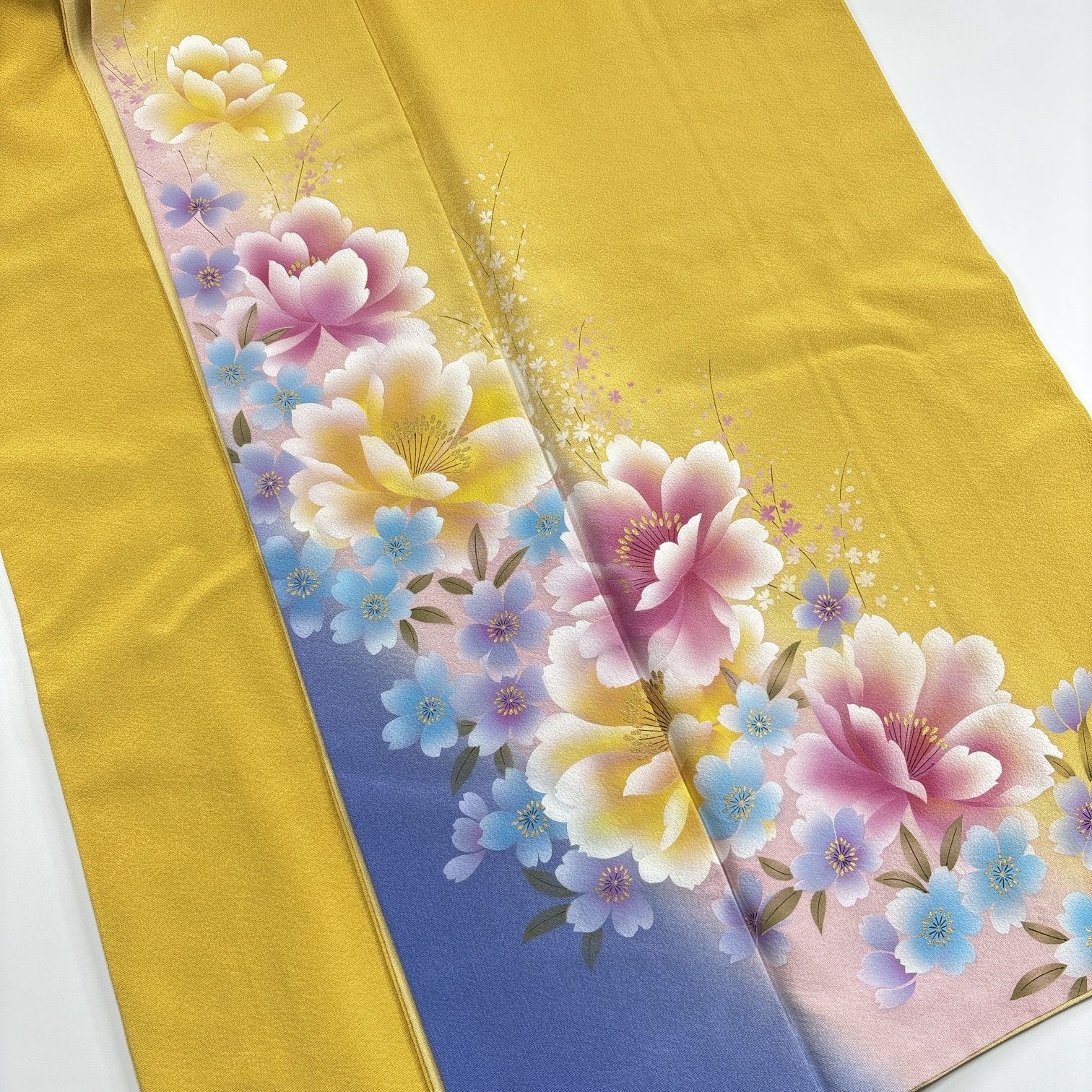 正絹　振袖　8枚　着物まとめ売り　リメイク用 振袖(単品) 2枚 正絹 着物まとめ売り 同梱購入歓迎 リメイク用 着付け