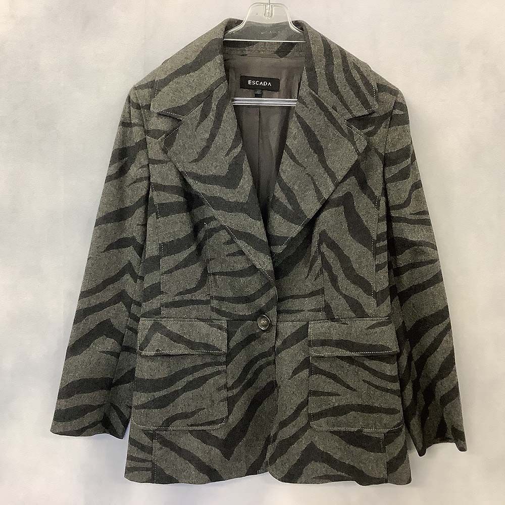 ESCADA エスカーダ テーラードジャケット - メルカリ