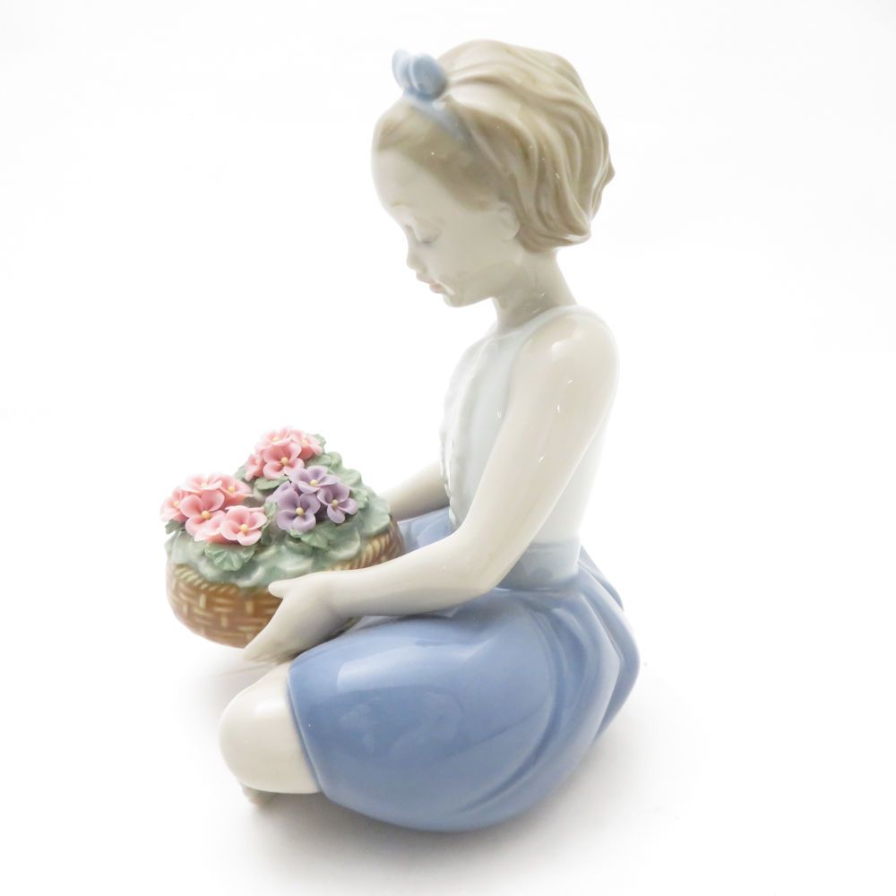美品 LLADRO リヤドロ 8574 どこに飾ろうかな フィギュリン 置物