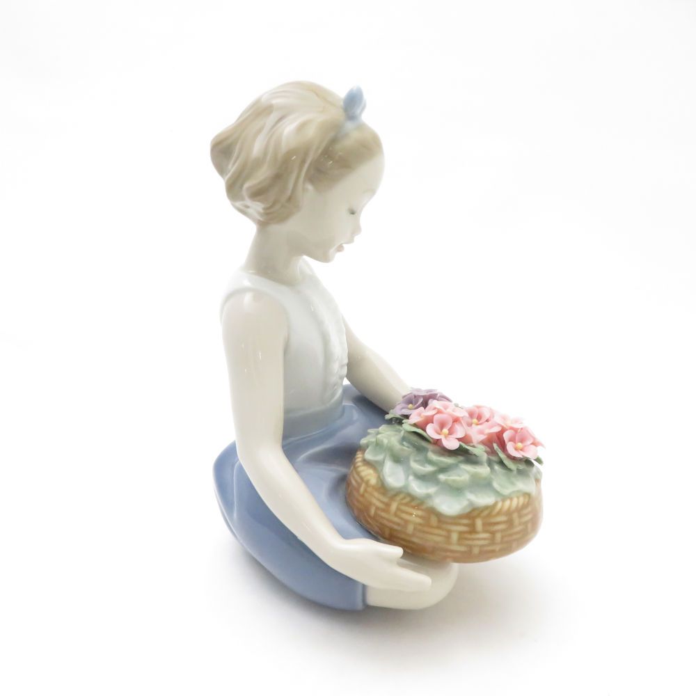 美品 LLADRO リヤドロ 8574 どこに飾ろうかな フィギュリン 置物