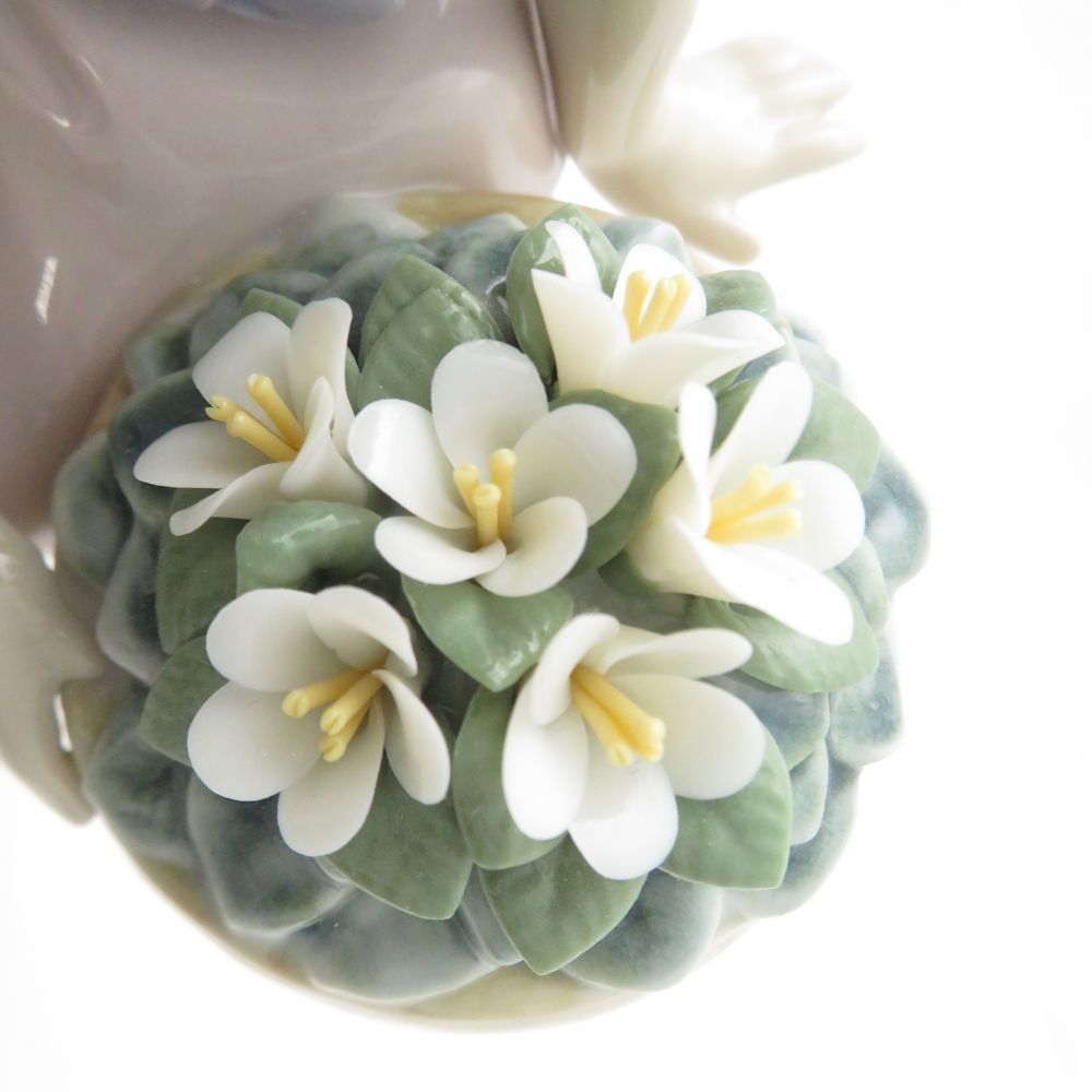 未使用 LLADRO リヤドロ 8573 きれいに咲いてね フィギュリン 置物