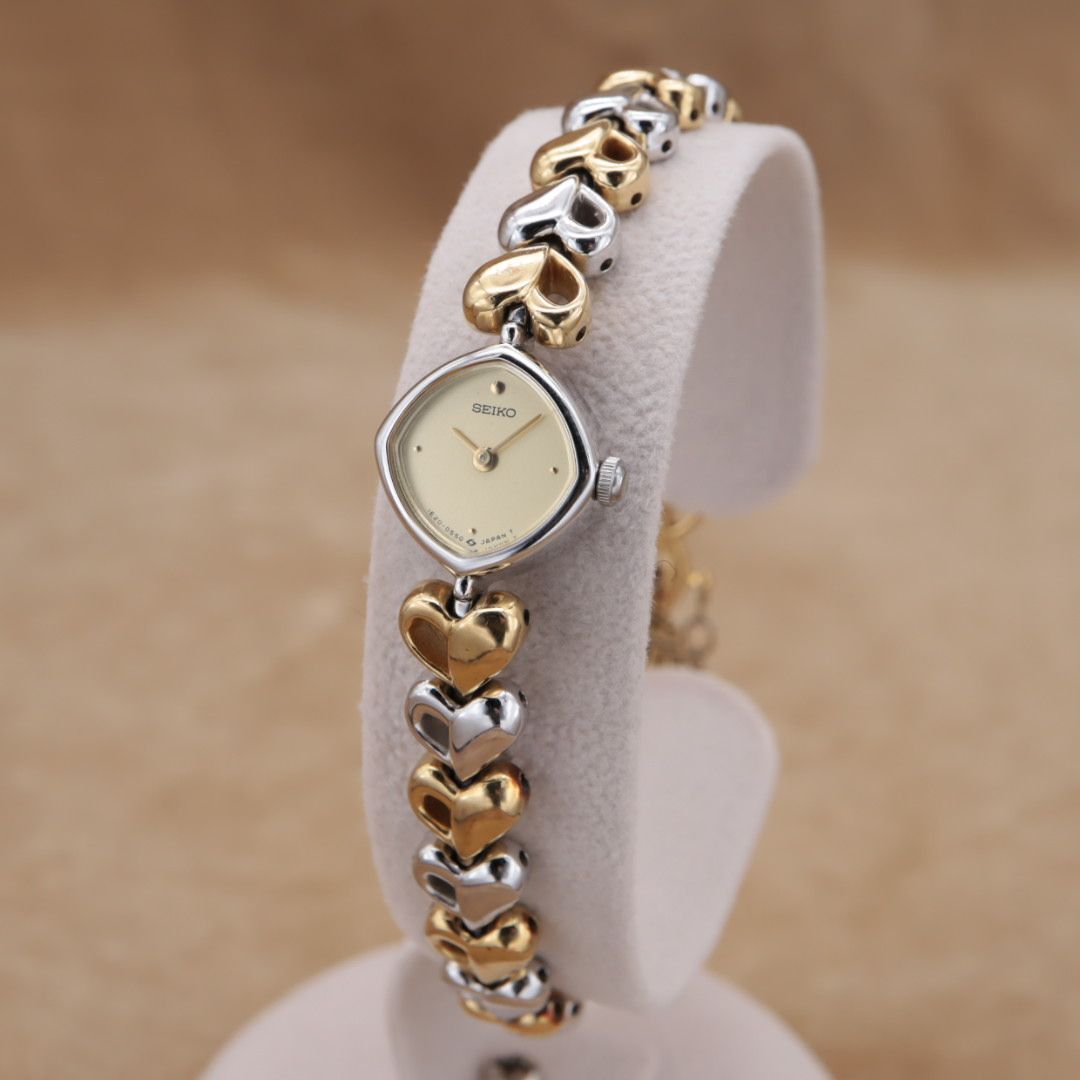 CH75【電池交換/洗浄済】SEIKO 1E20-5280 セイコー クォーツ ダイヤ型