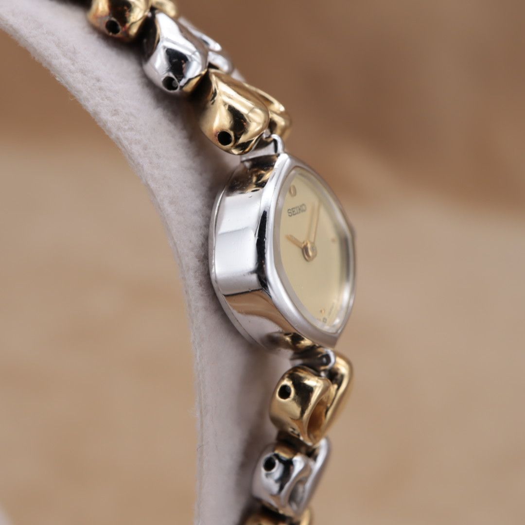 CH75【電池交換/洗浄済】SEIKO 1E20-5280 セイコー クォーツ ダイヤ型