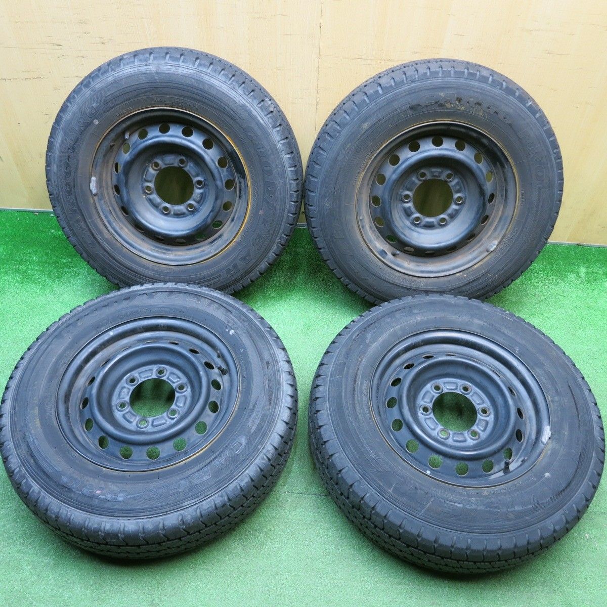 195/80R15 LT ダンロップ SP175N 2022年 4本 ダンロップ 195／80r15 - LT 4本⁄ 107⁄105N 2023年製 SP175N 195⁄80R15